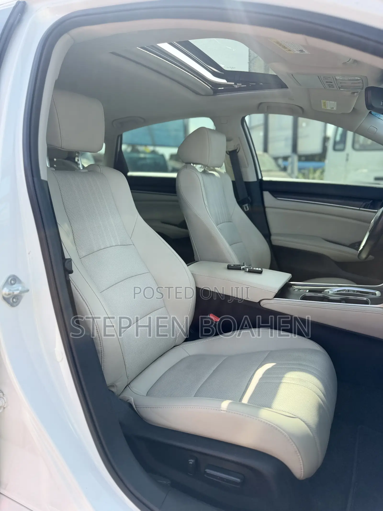 Honda Accord Touring 2.0T 2021 White
