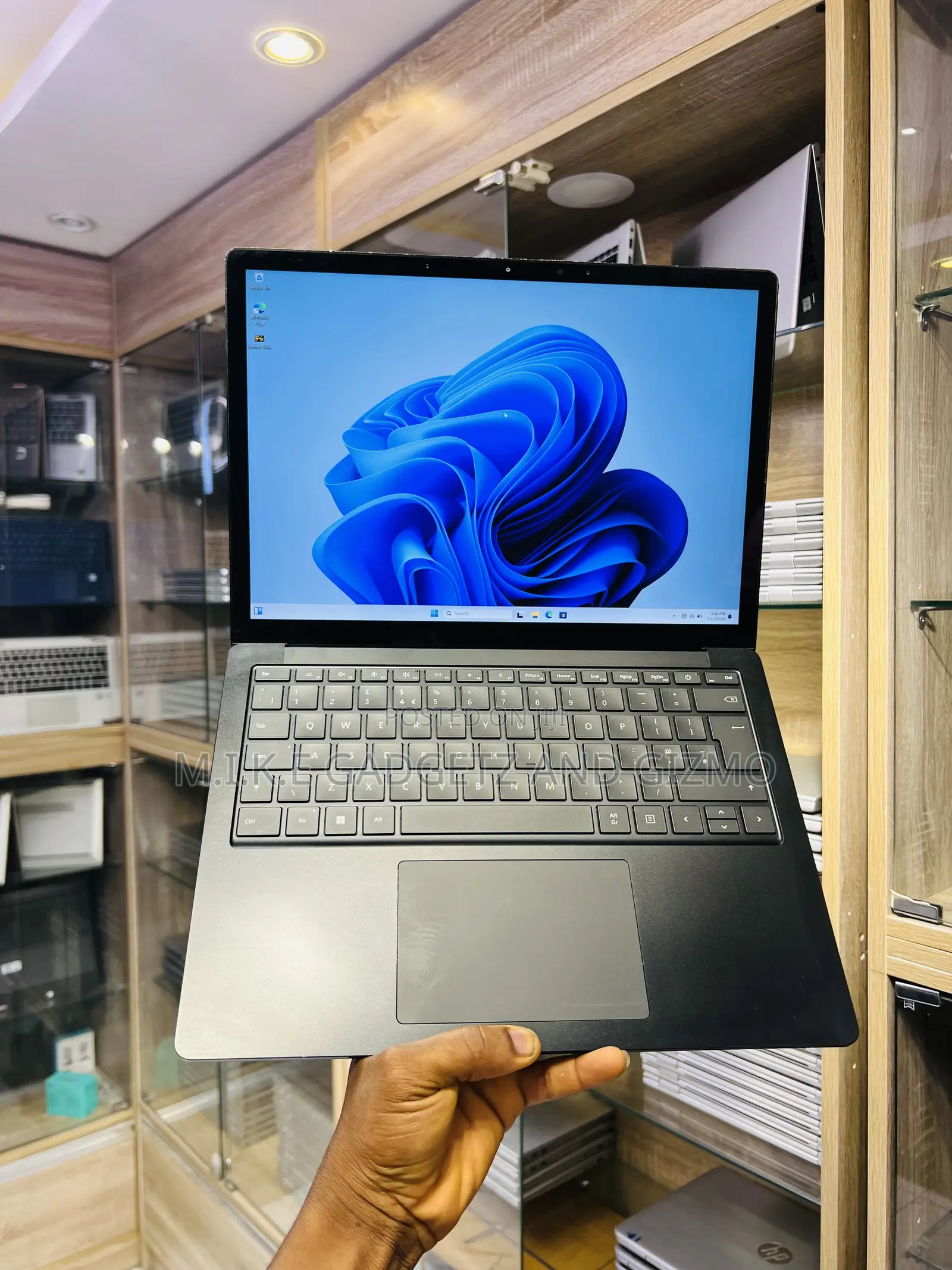 Laptop Microsoft Surface Laptop 4 16GB Intel Core i7 SSD 256GB