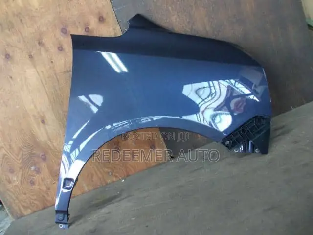 Toyota Voxy Fender 2008,2009,2010,2012,2013