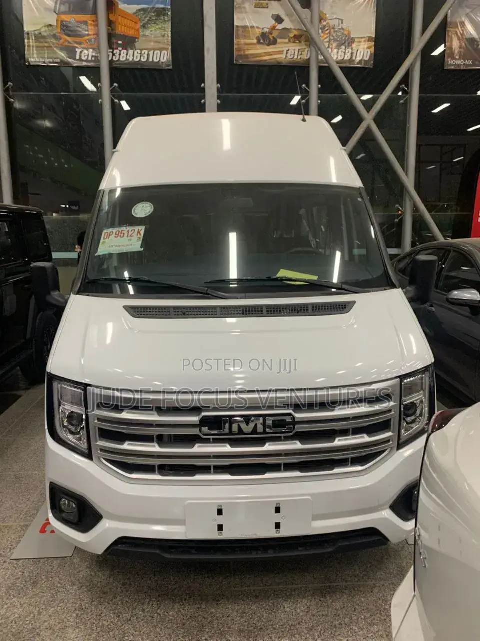 New Bus 2025 White