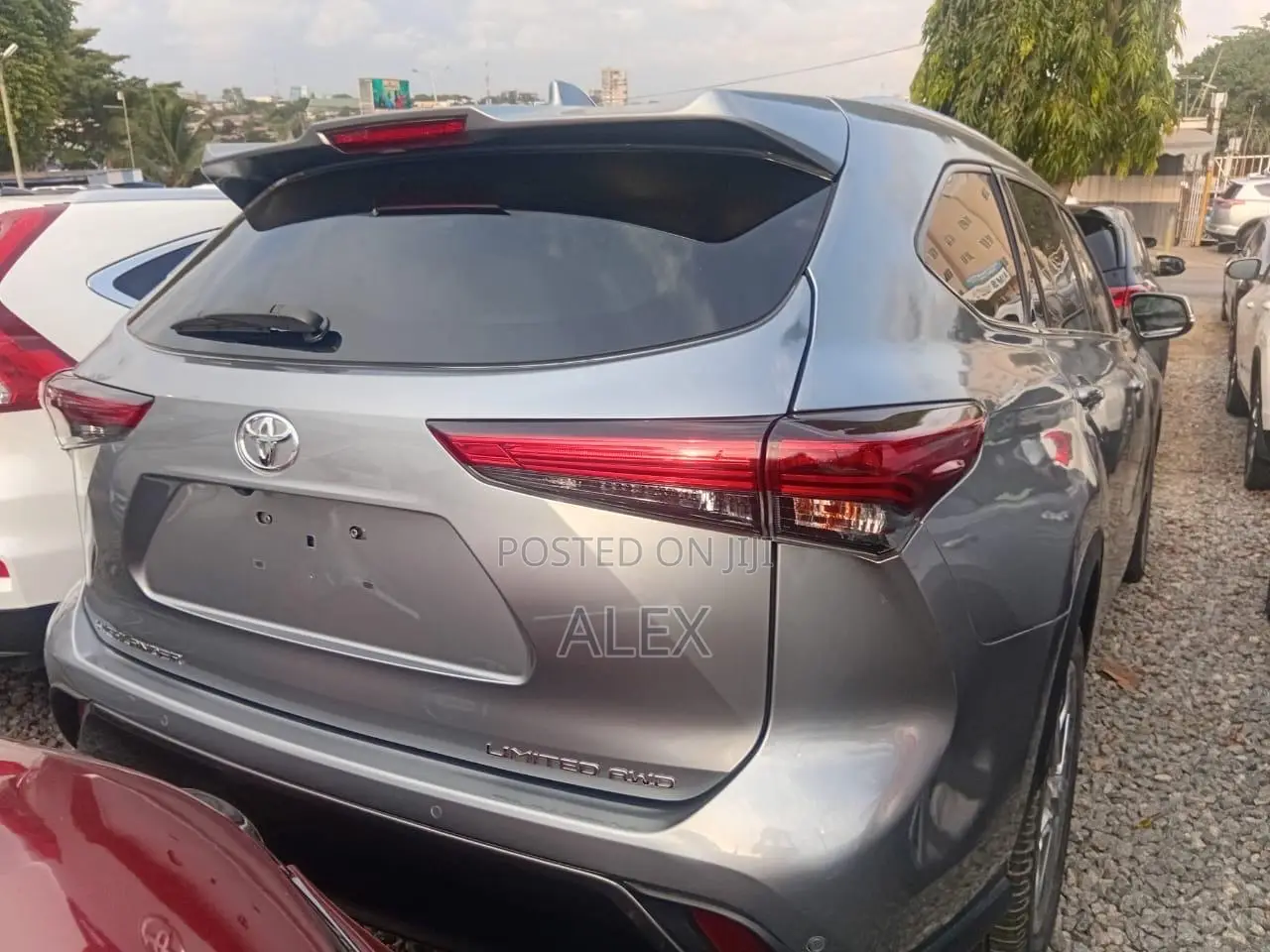 Toyota Highlander XLE AWD 2020 Gray
