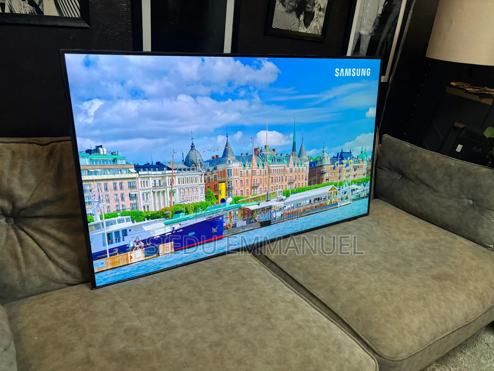 Samsung 50inches Smart Crystal Tv