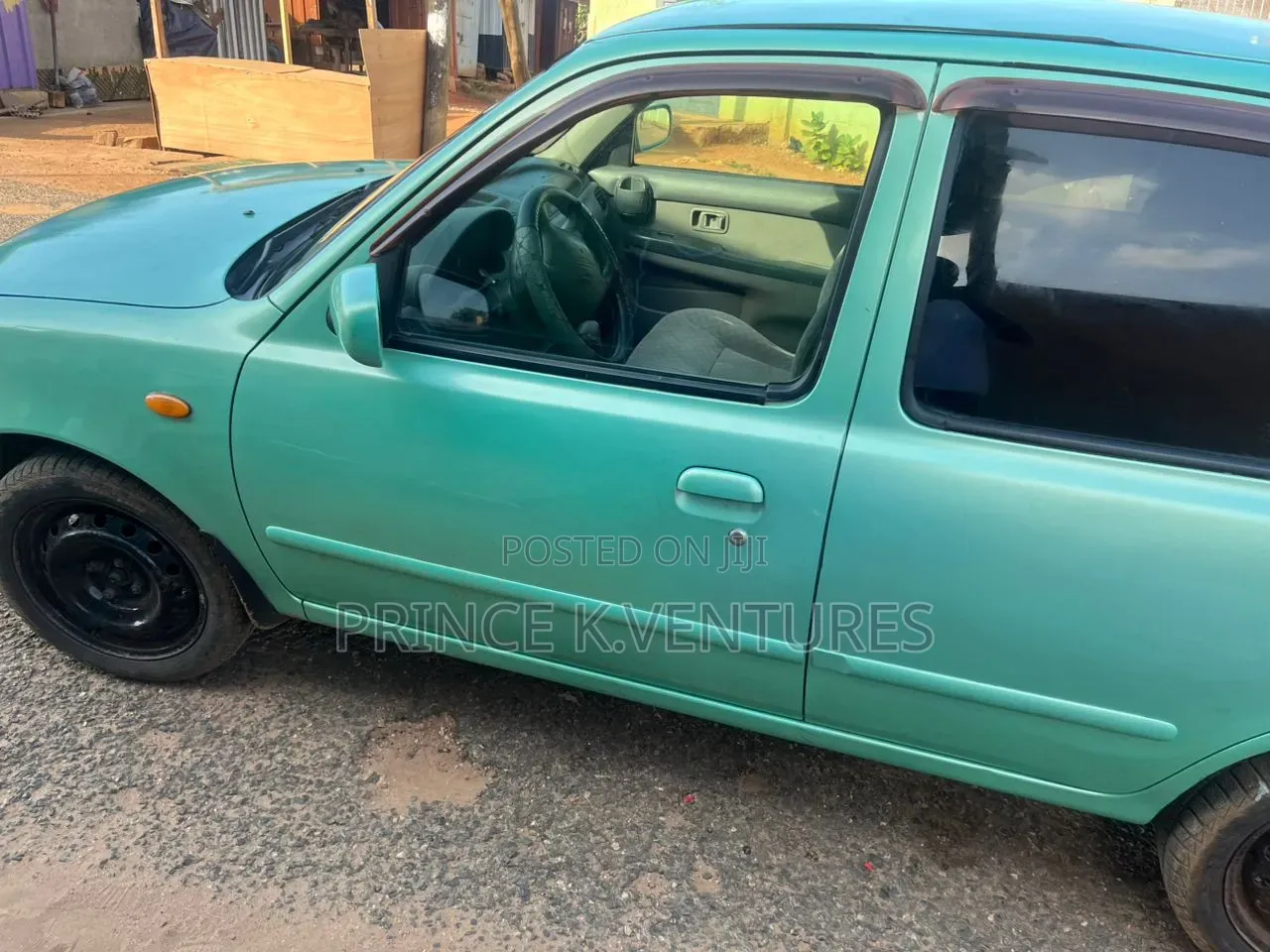 Nissan March 1.2 FWD 2005 Green