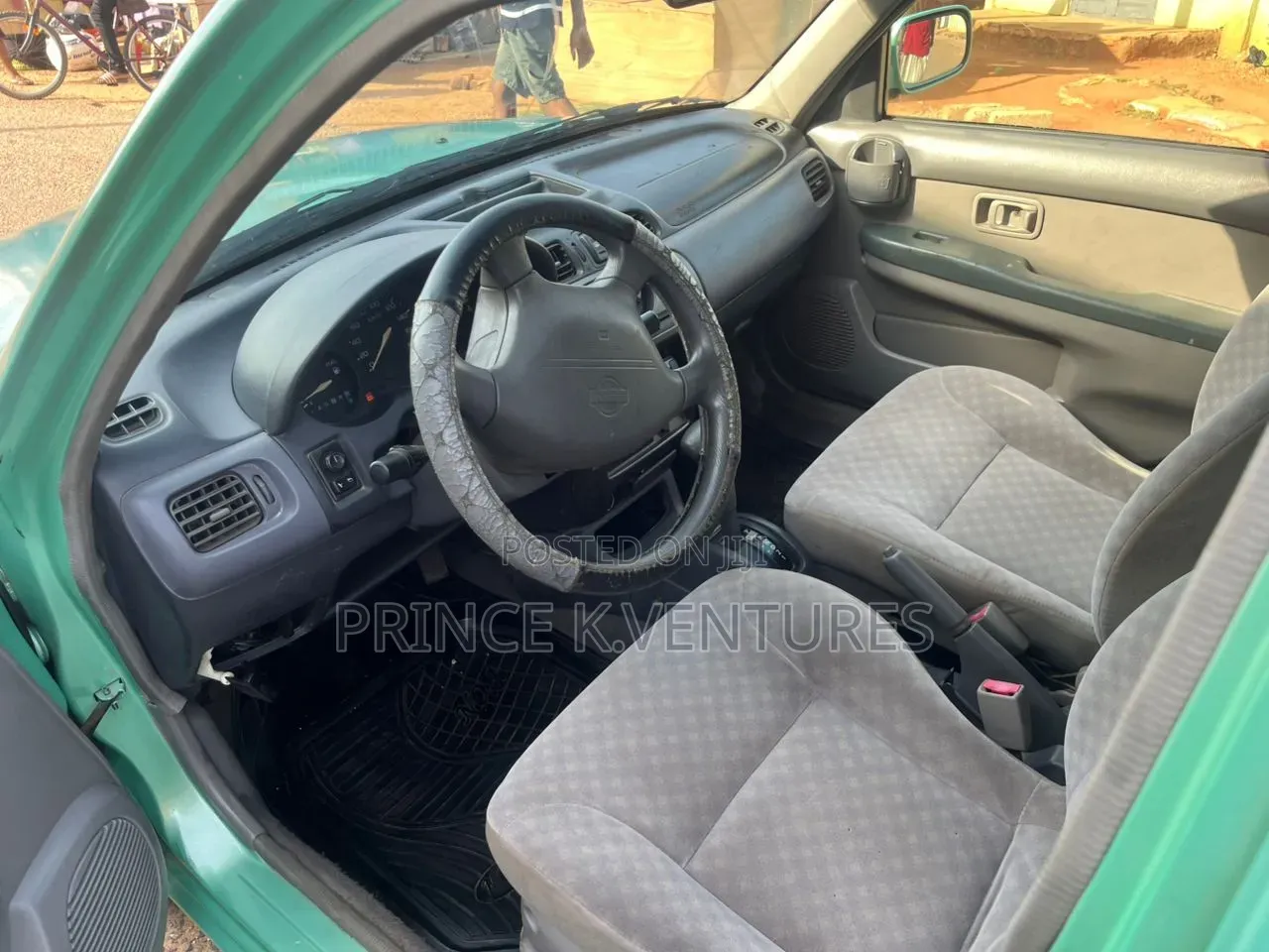 Nissan March 1.2 FWD 2005 Green
