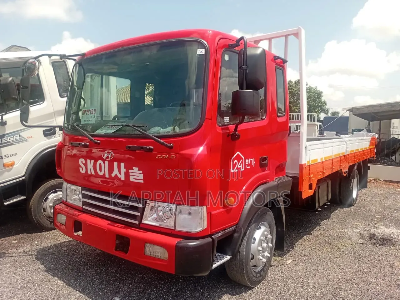 Hyundai 5ton (8 Holes Big Light)