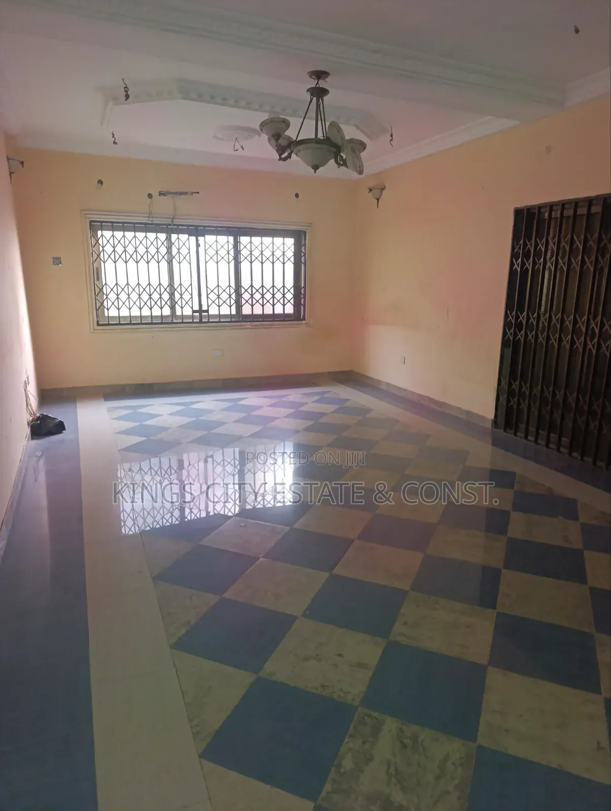 3bdrm Apartment in Whitehouse, Pokuase for rent