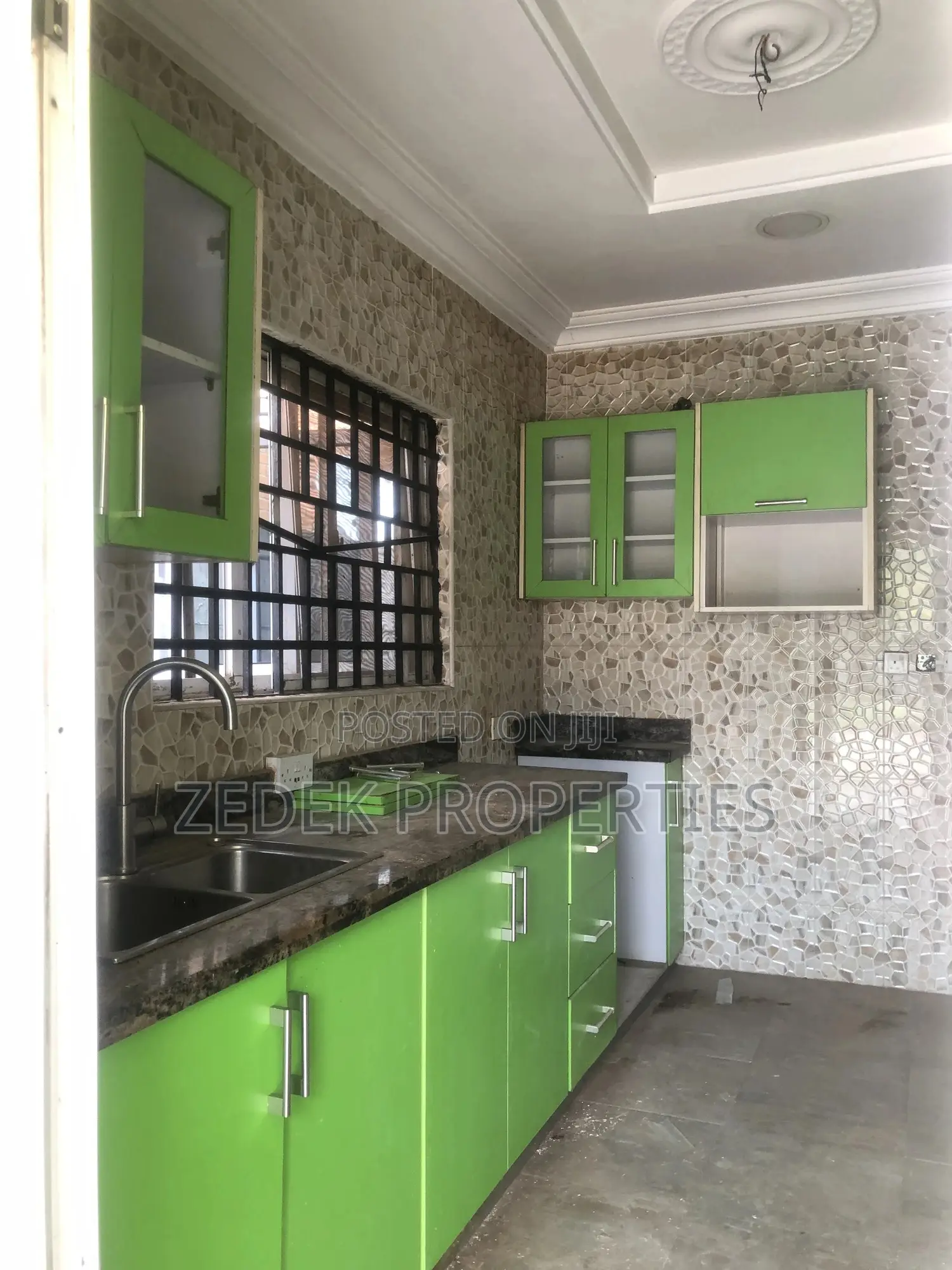 3bdrm House in Kwabenya, Ashomang Estate for rent