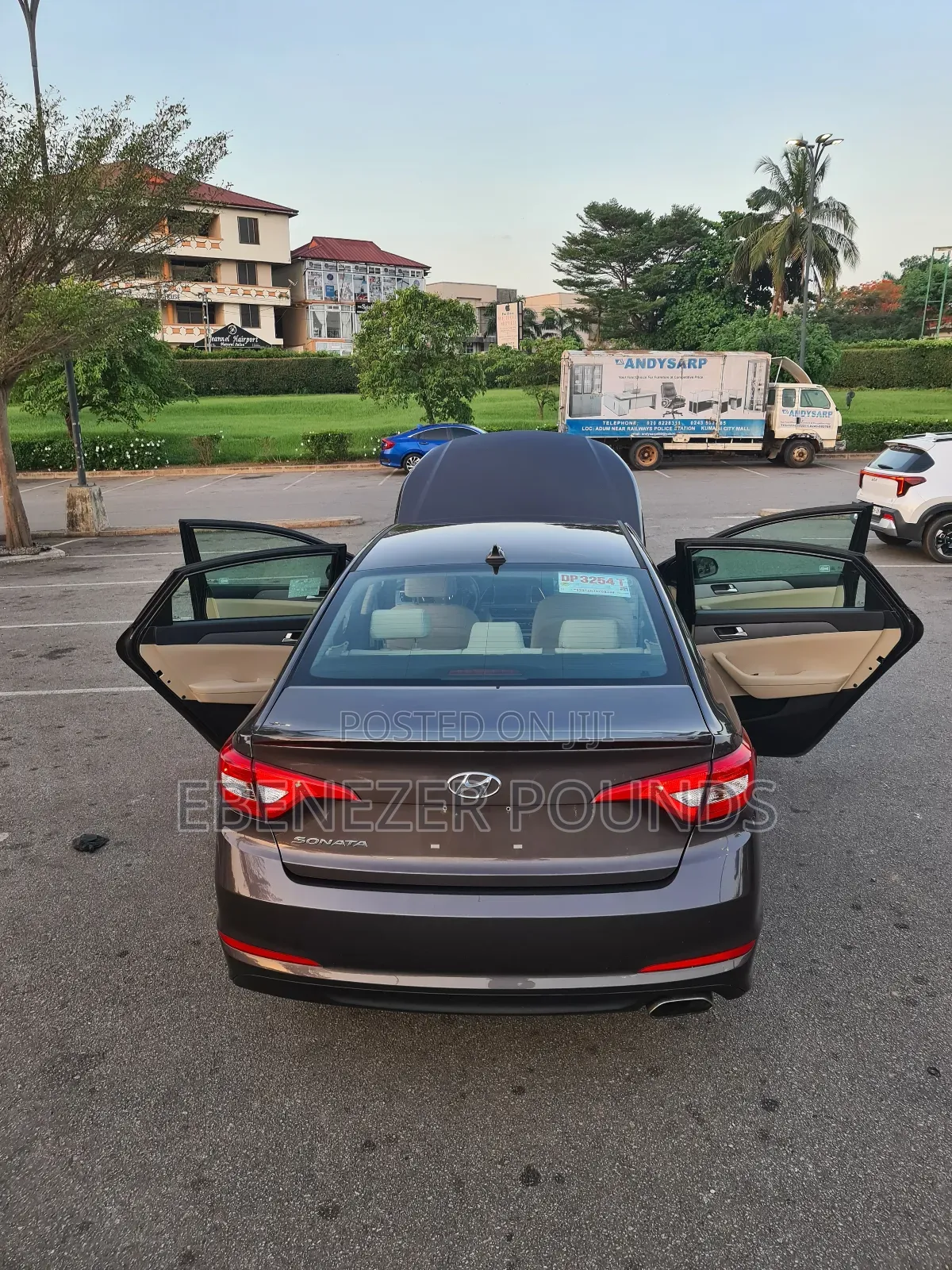 Hyundai Sonata Limited Sedan FWD (2.4L 4cyl 6A) 2017 Brown