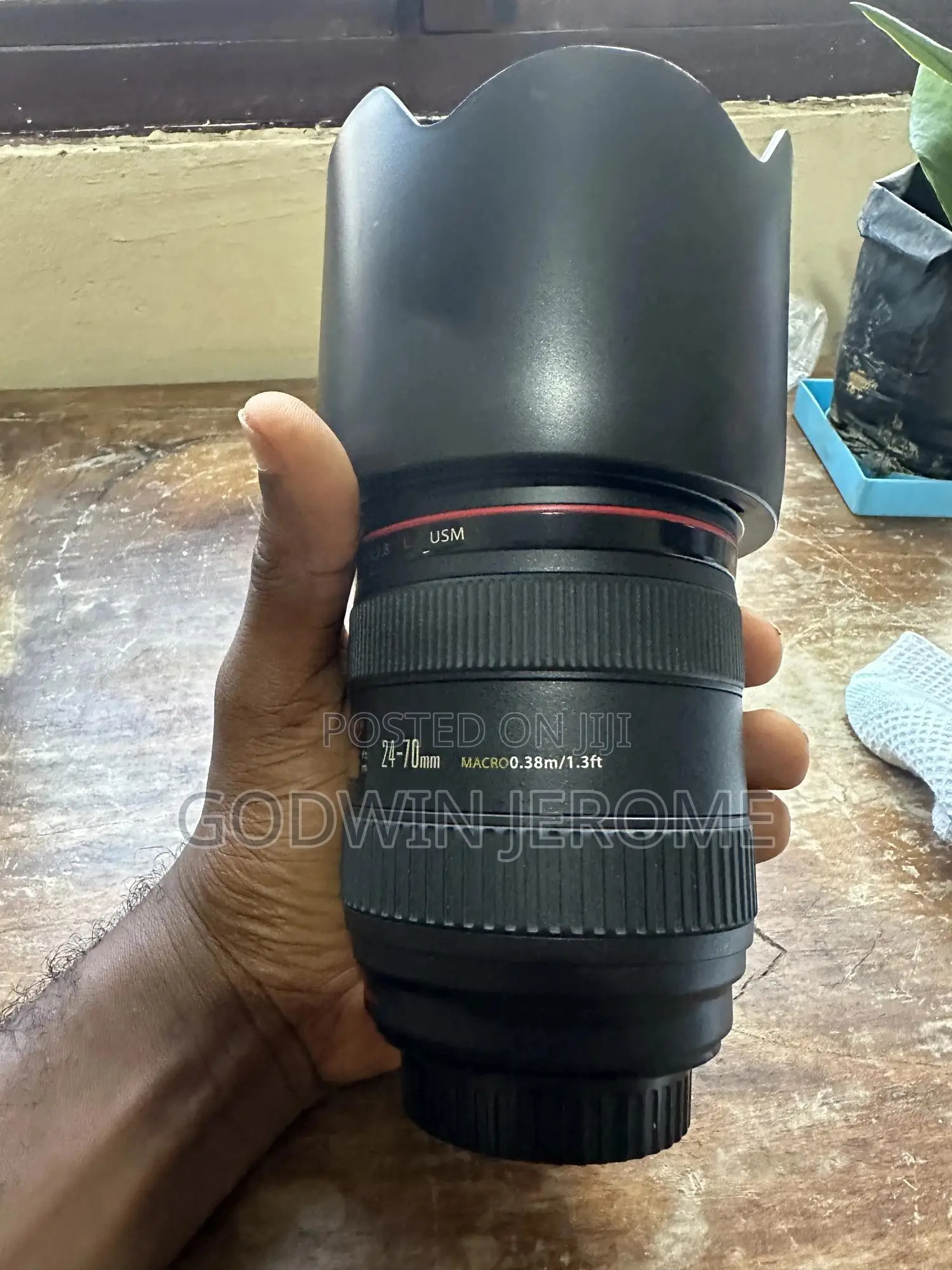 Canon 24-70mm F2.8