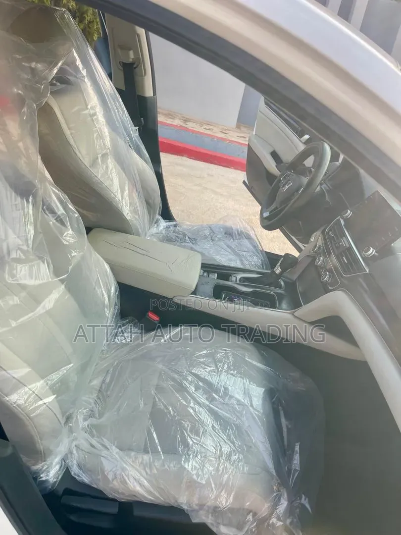 Honda Accord 2018 White