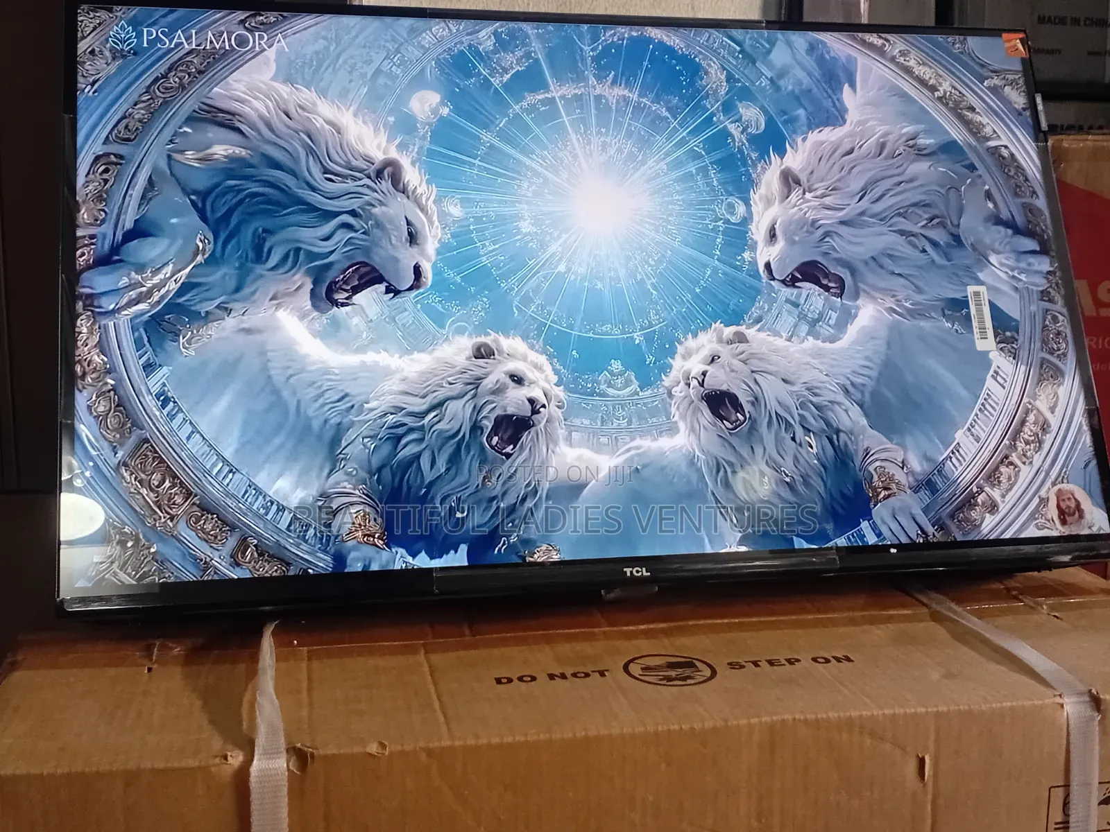 TCL 32” Tv – Perfect Blend of Style Performance