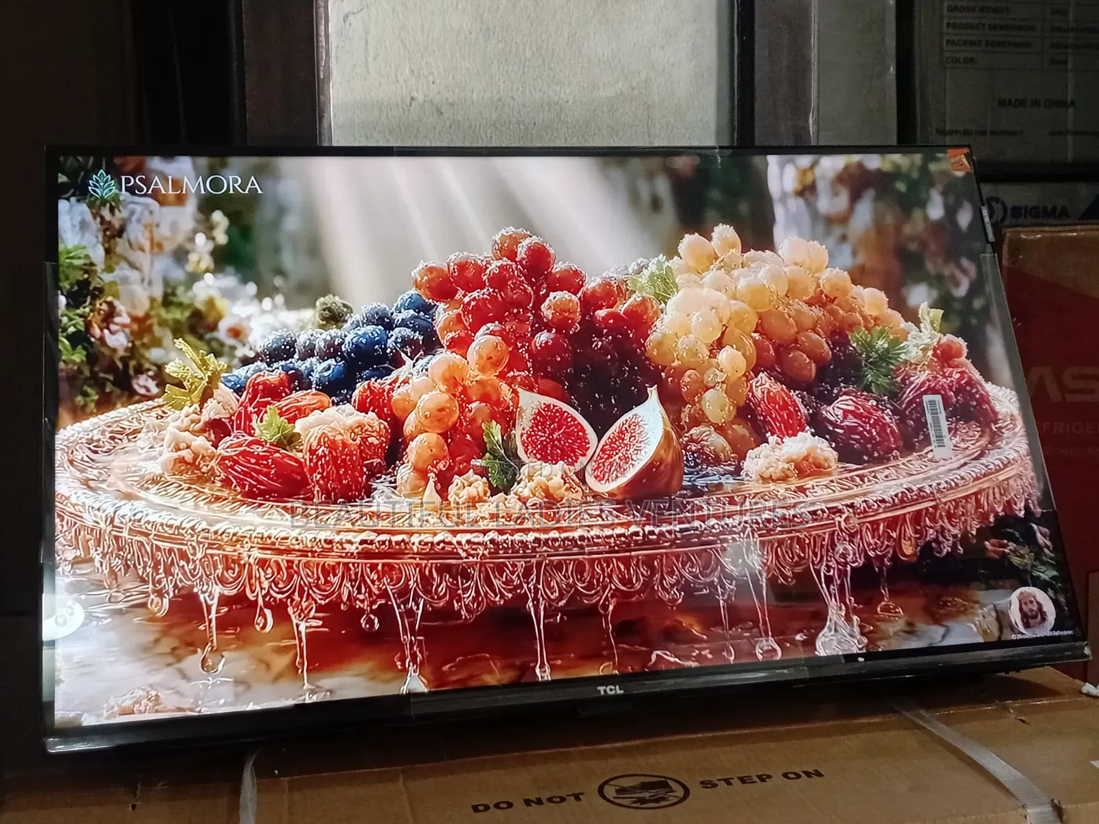 TCL 32” Compact Tv With Clear Audio Performance