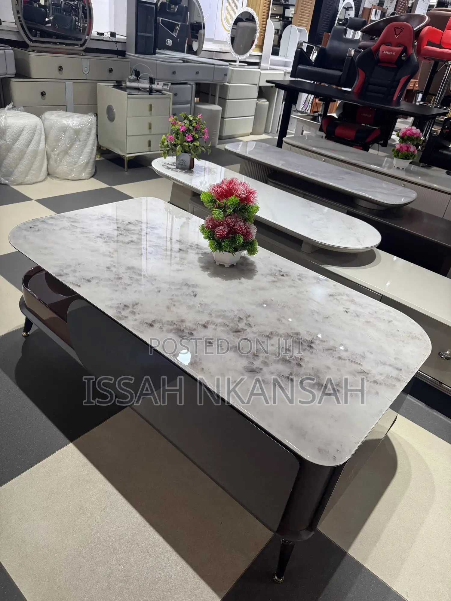 Luxurious Centre Table