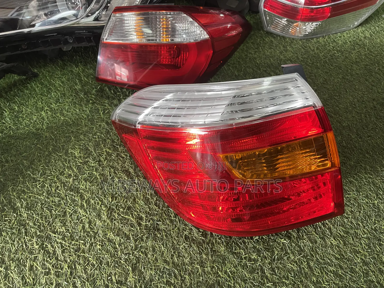 Highlander 2008-2010 Taillight Original Pair