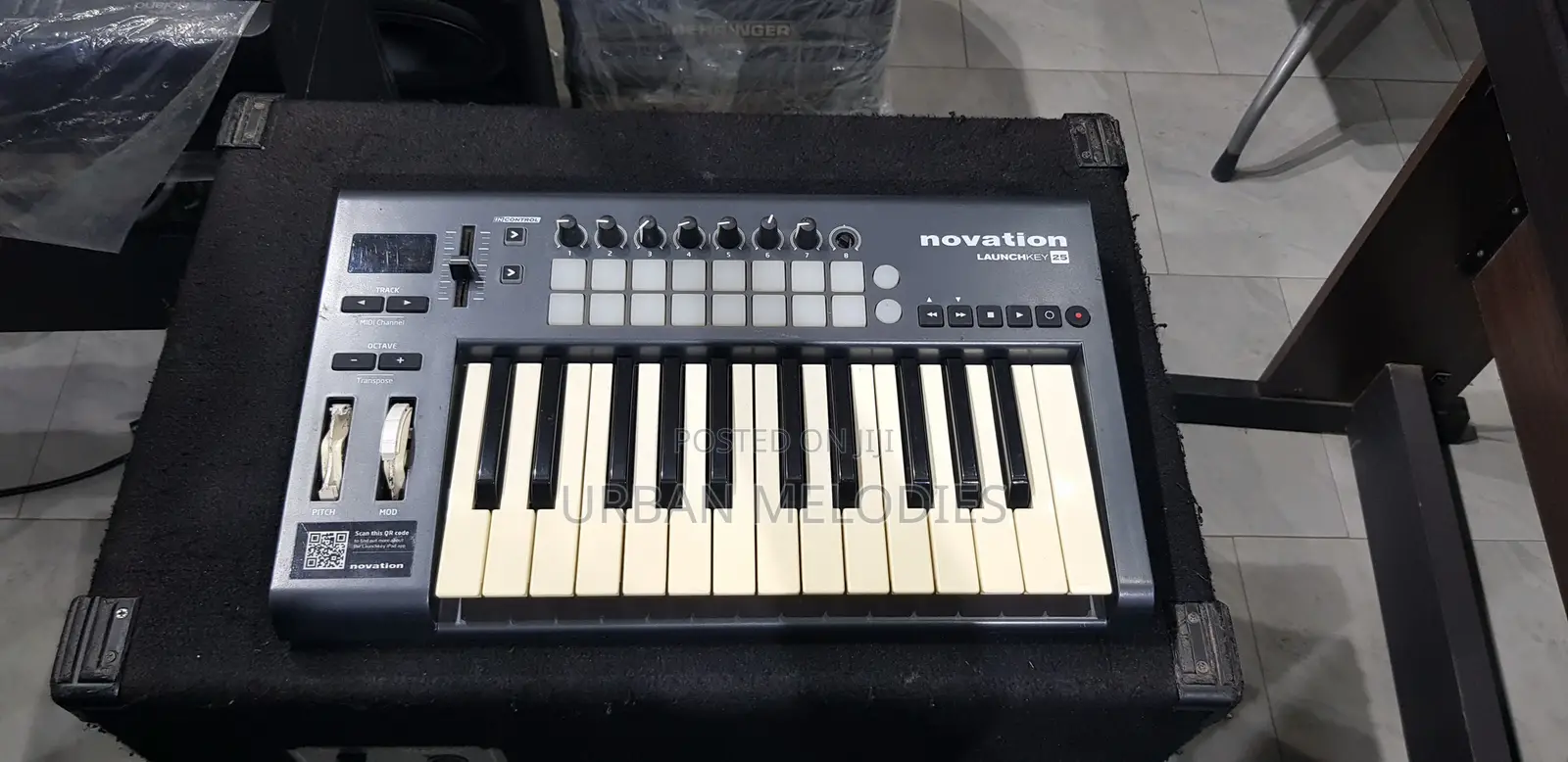 Novation Launch Key 26 Midi Keyboard