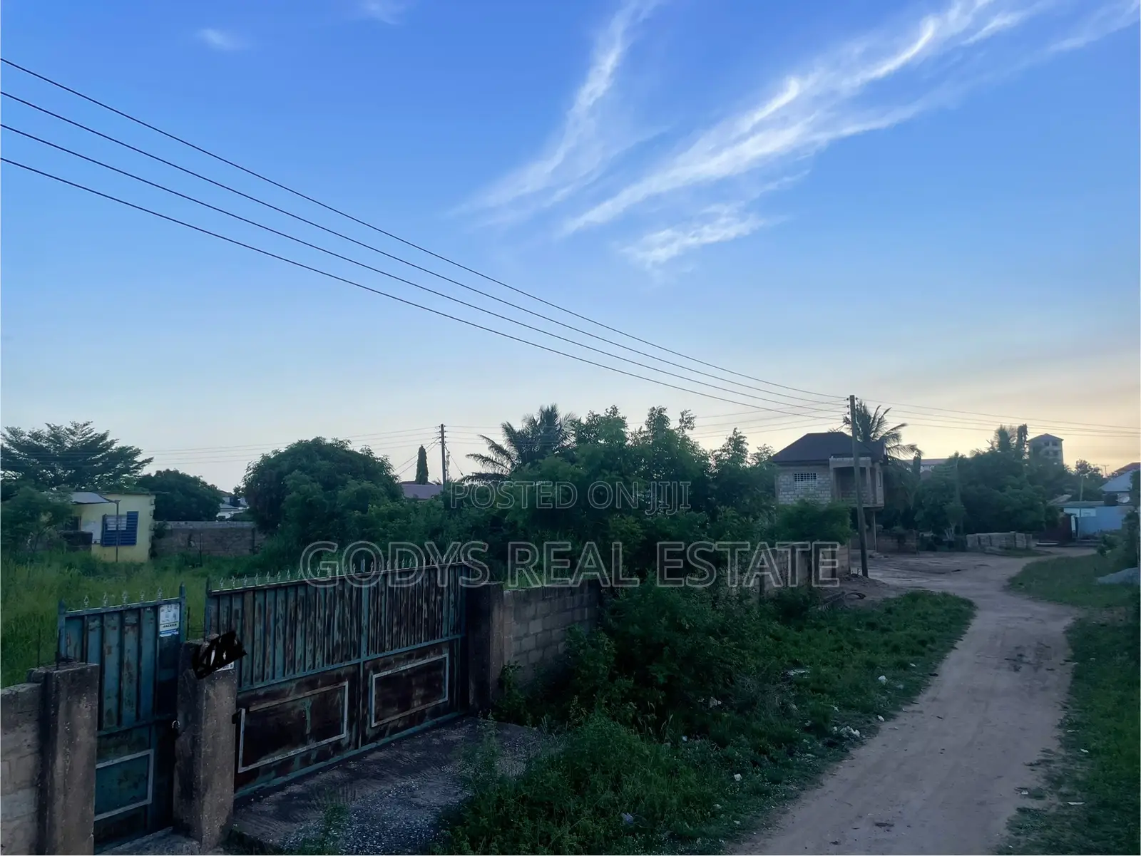 2 Plot of Land