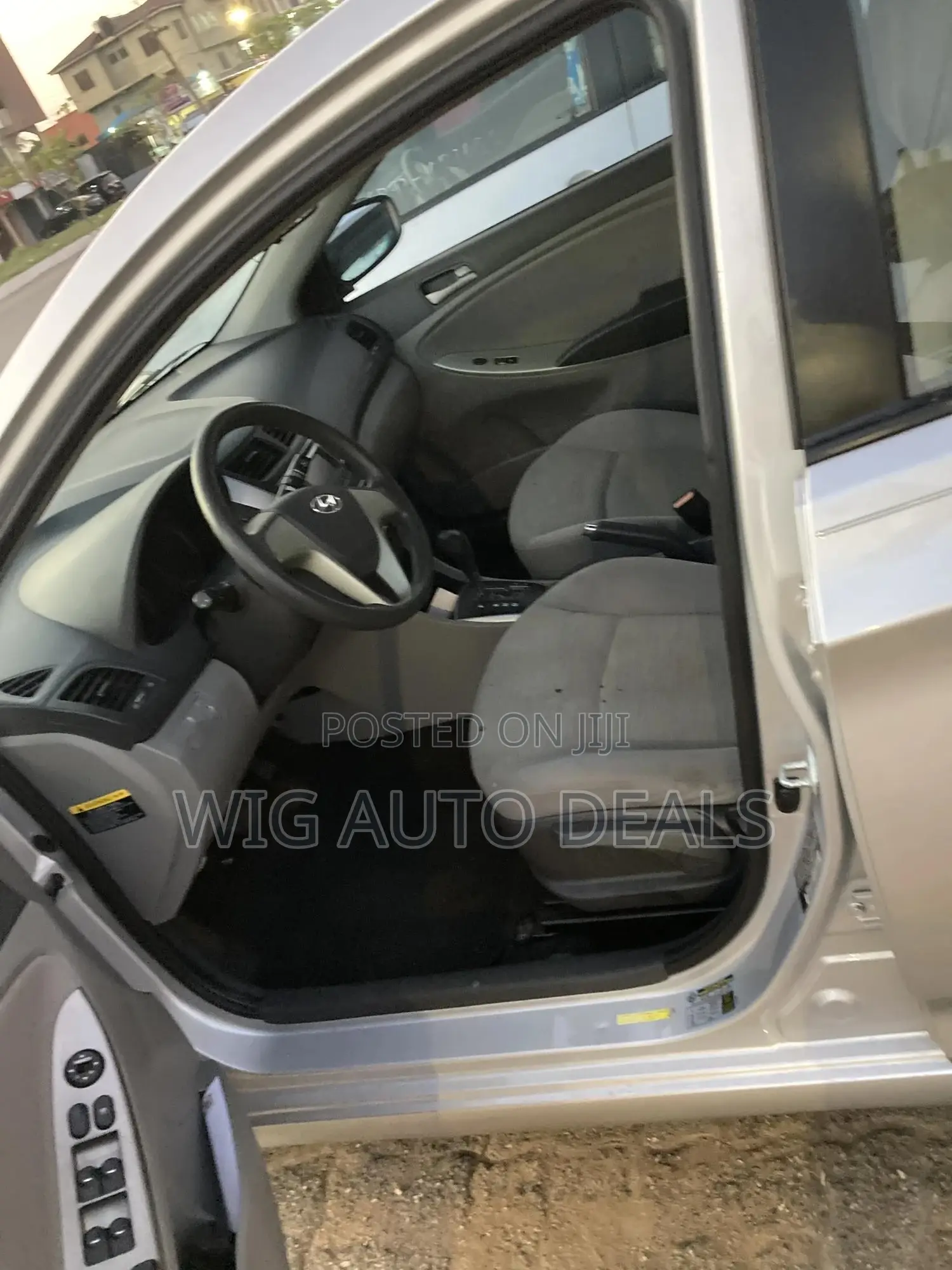 Hyundai Accent 2017 Silver