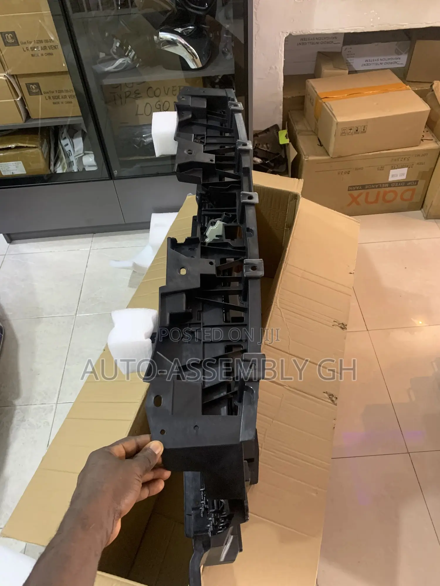 Ford F-150, 2018,2019,2020 Shutter Grille