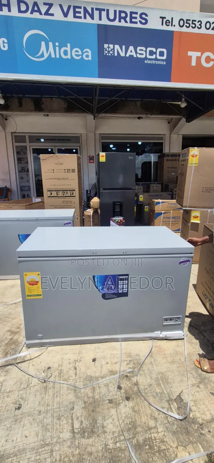 Nexon Chest Freezer 400litres Silver Colour Available