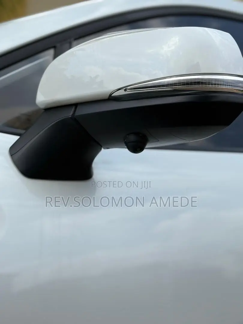 Toyota Frontlander 2.0 Petrol FWD 2025 White