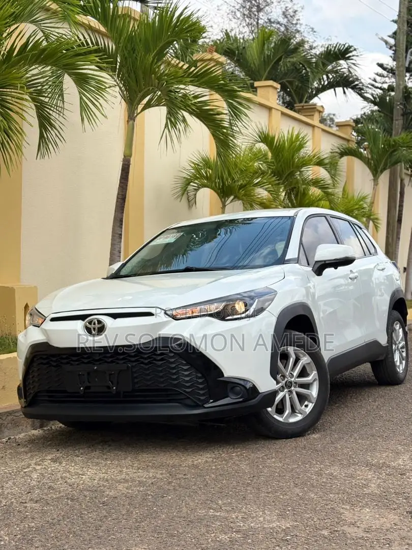 Toyota Frontlander 2.0 Petrol FWD 2025 White