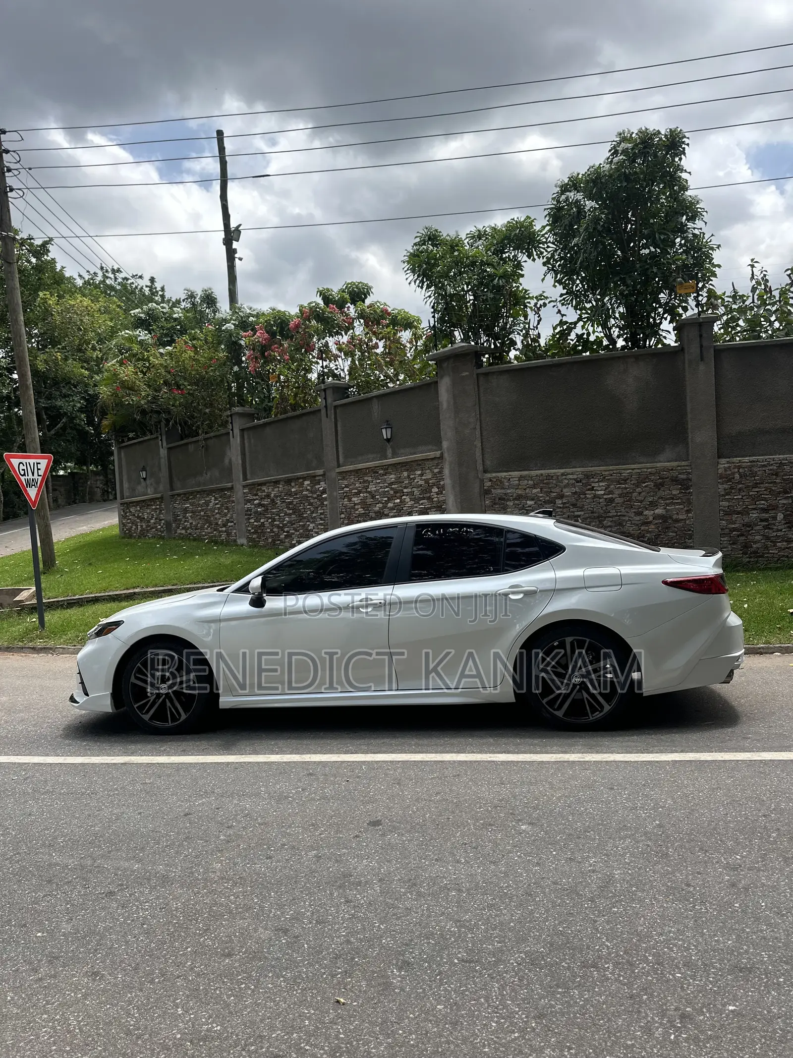 Toyota Camry XSE 2025 White