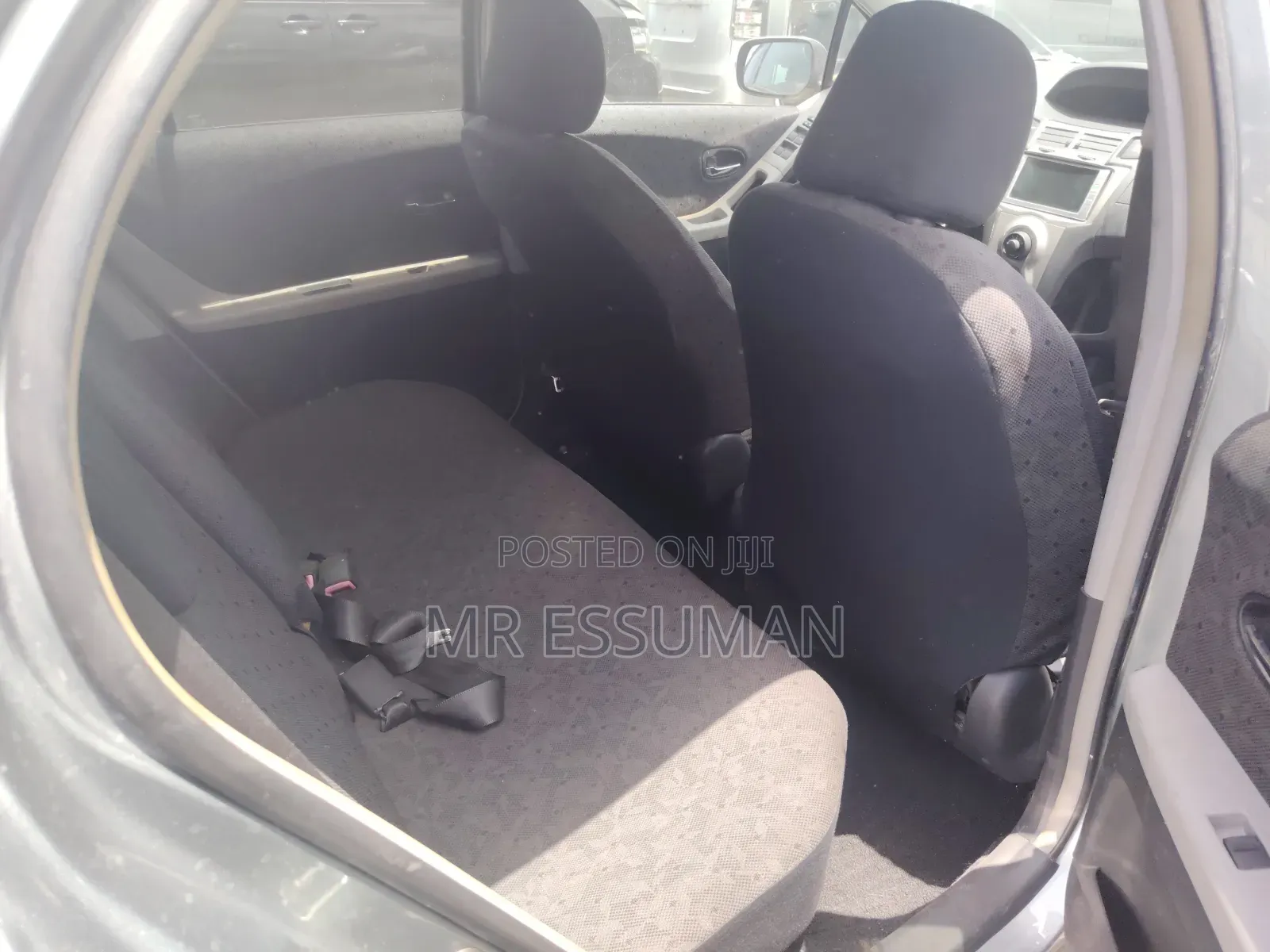 Toyota Vitz 2010 Gray