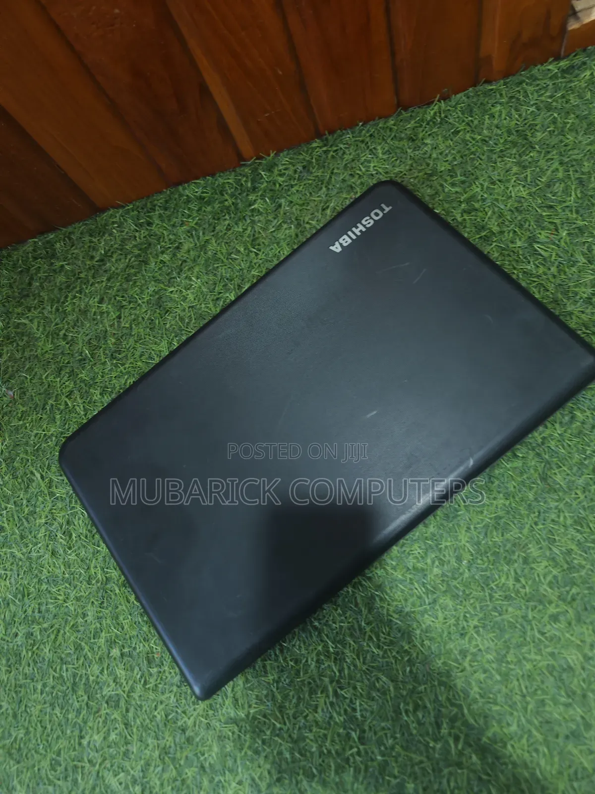 Laptop Toshiba Satellite C650 4GB AMD HDD 320GB