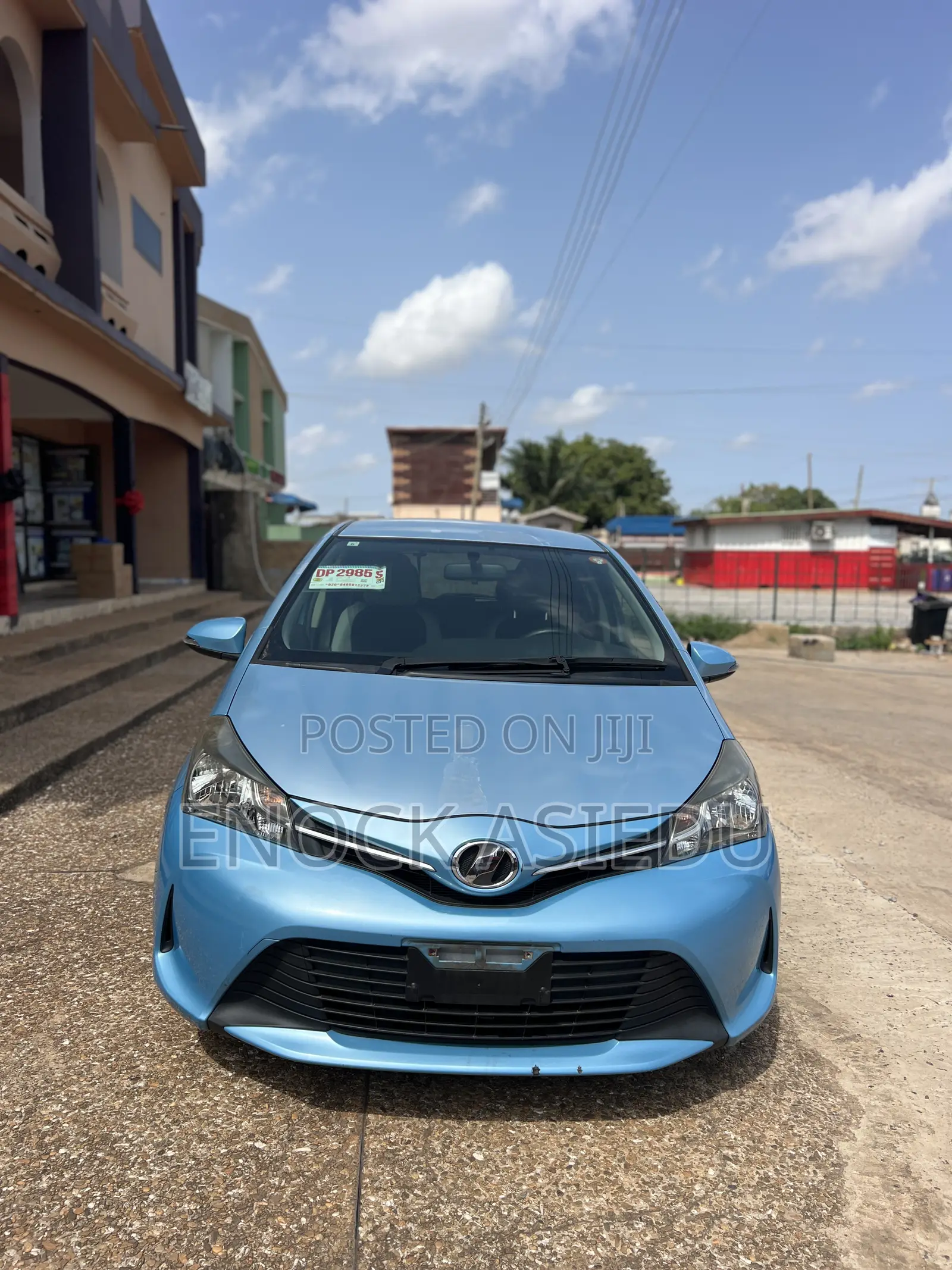 Toyota Vitz 1.3 AWD 5dr 2015 Blue