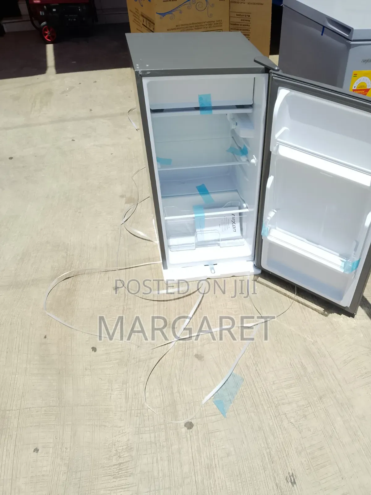 Cute Nexon Table Top Fridge With Powerful Compressor