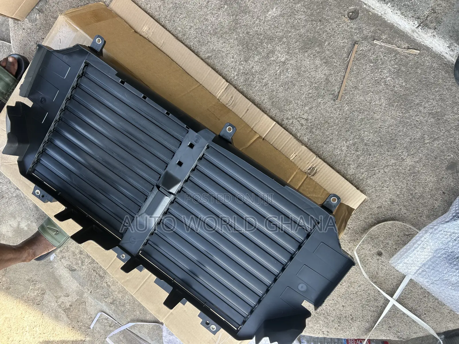 Toyota Tacoma 2024 2025 Shutter Grill