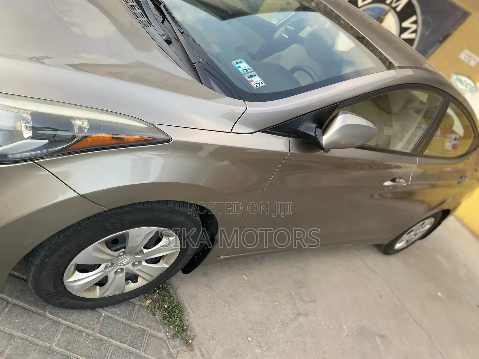 Hyundai Elantra 2016 Silver