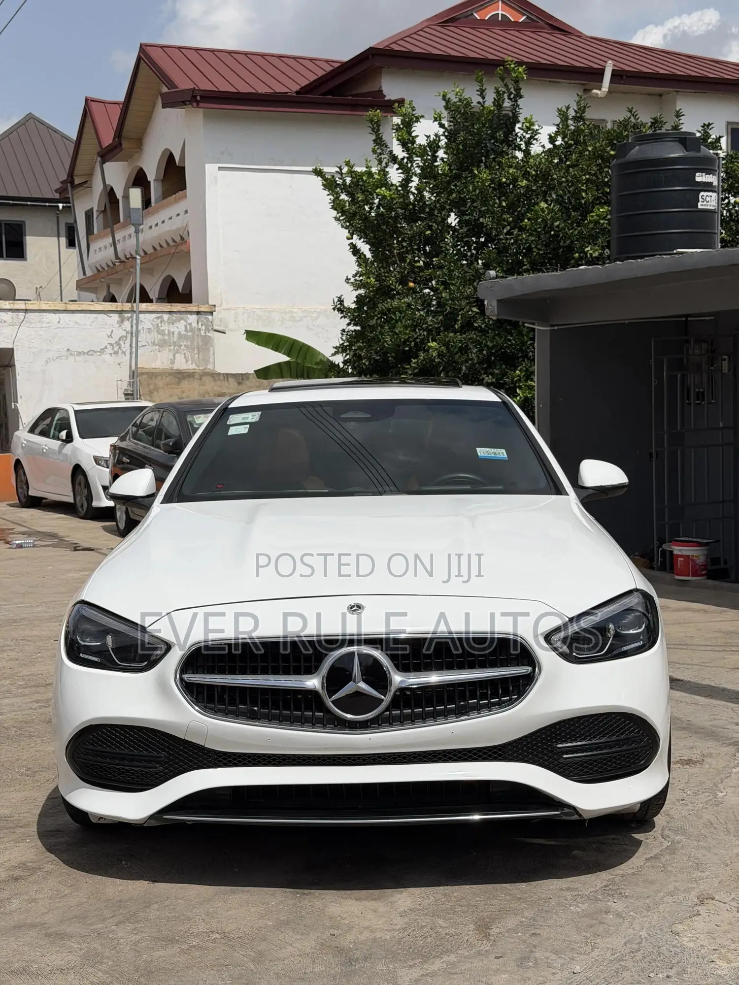 Mercedes-Benz C300 2022 White