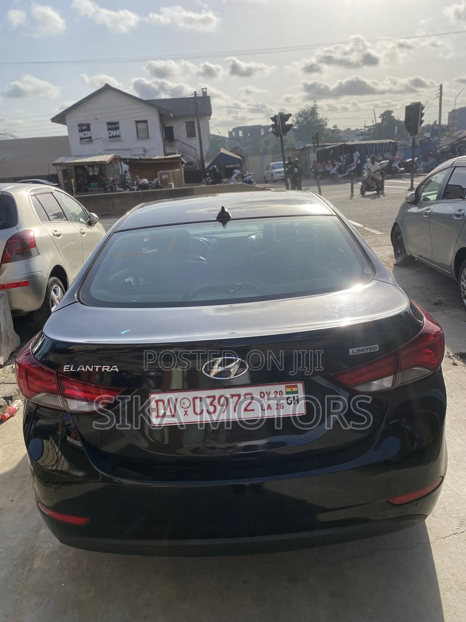 Hyundai Elantra 2016 Black