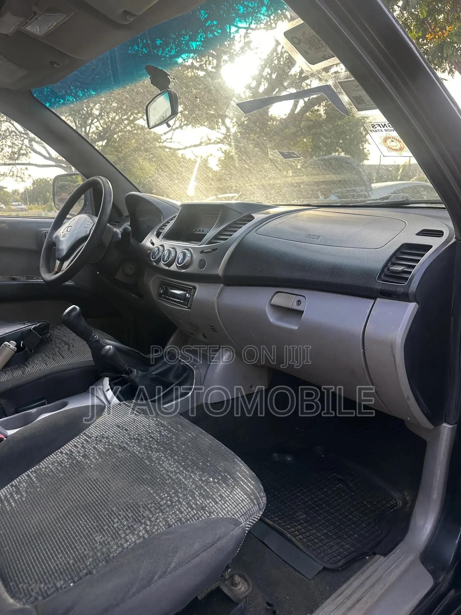 Mitsubishi L200 2009 Black