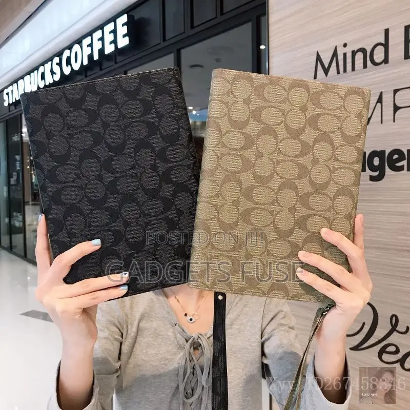 Coach iPad A16 Case