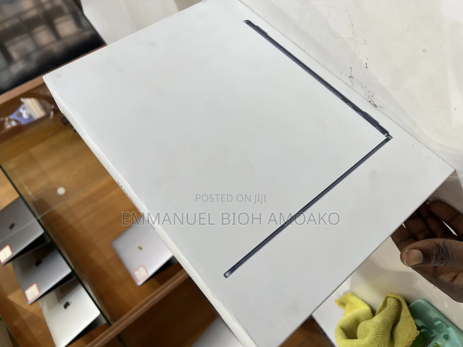 New Apple MacBook Air 2026 M5 13-inch 16GB Apple M5 SSHD+SSD 512GB