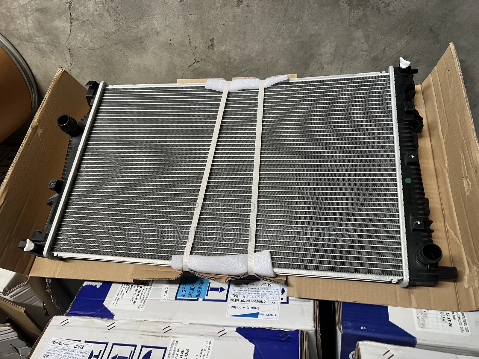 Dodge Dart 2015, 2016-2018 Radiator (Water Tank)