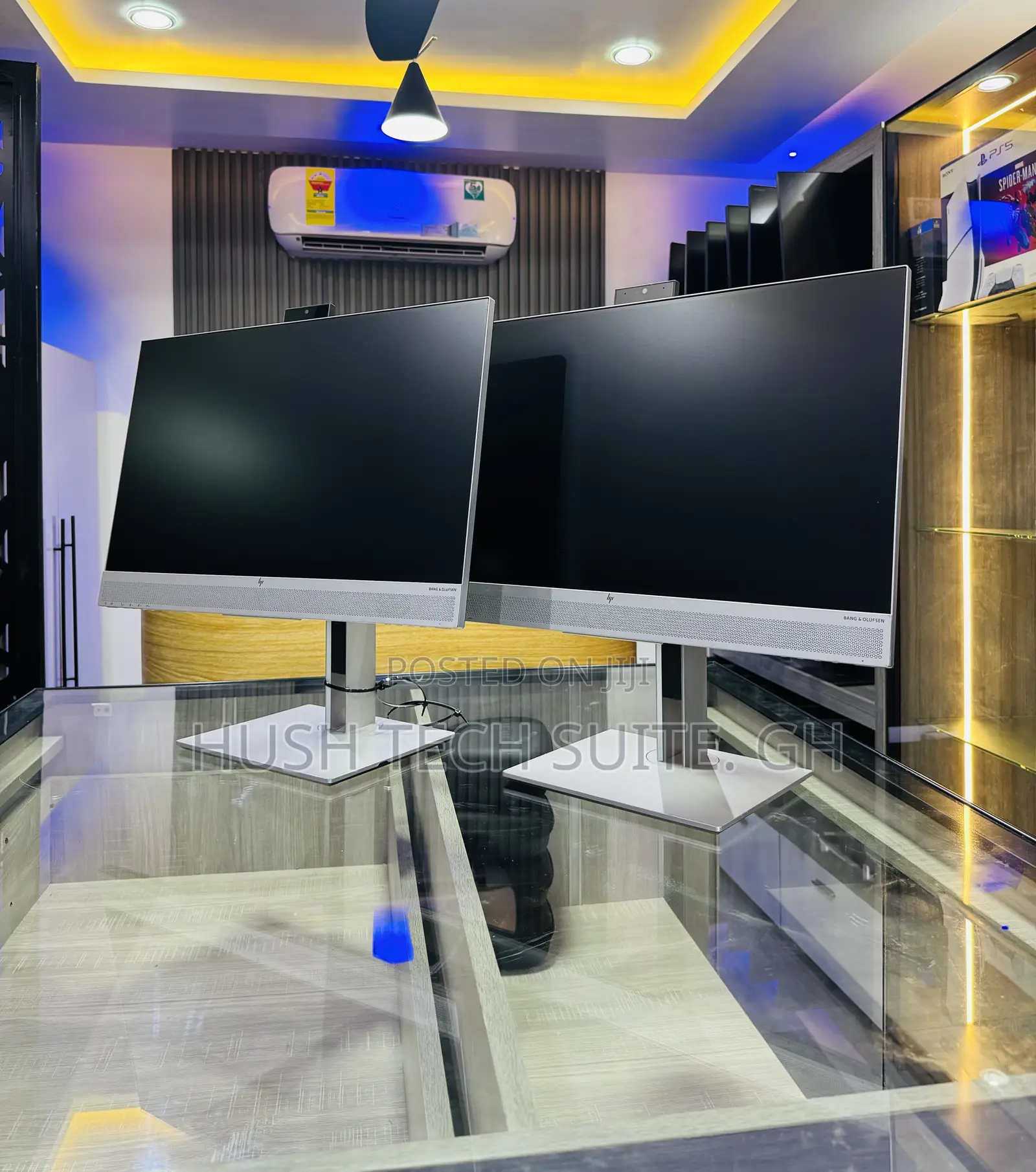 Hp 24” Ips Display Inbuilt Camera With Speaker Conference Monitor