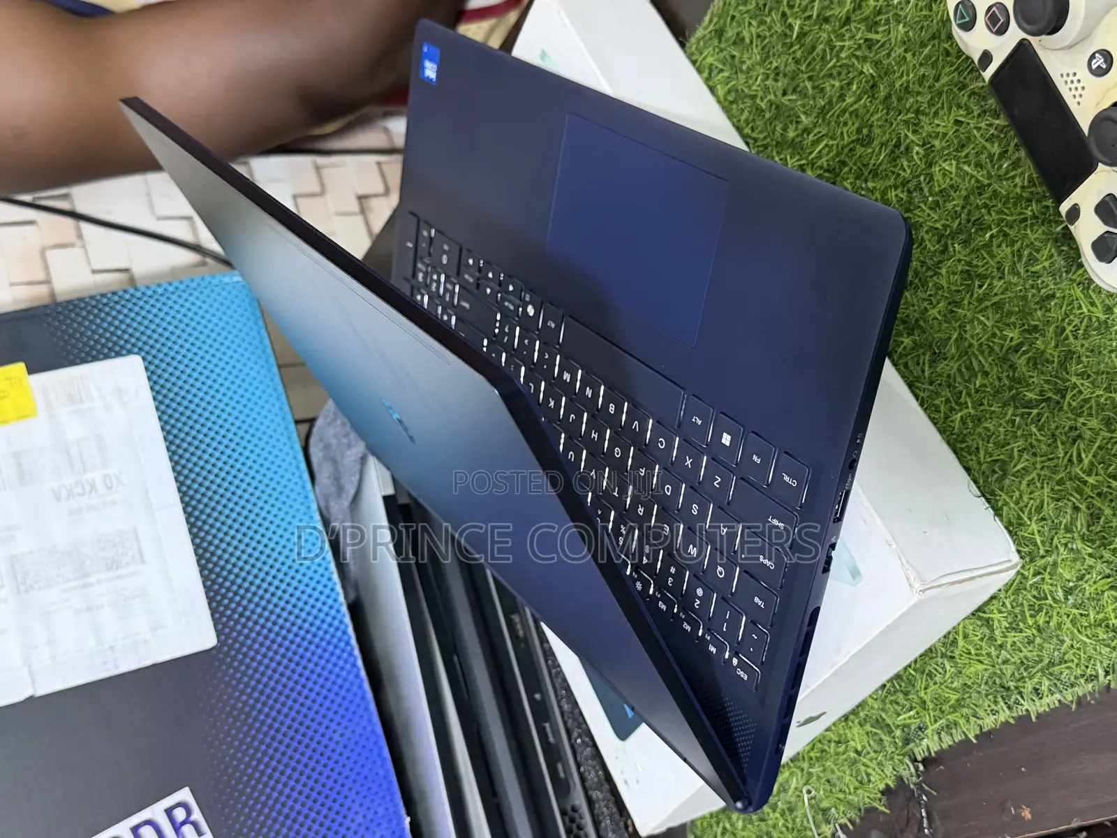 New Laptop Alienware 16 Aurora 16GB Intel Core 7 SSD 1T