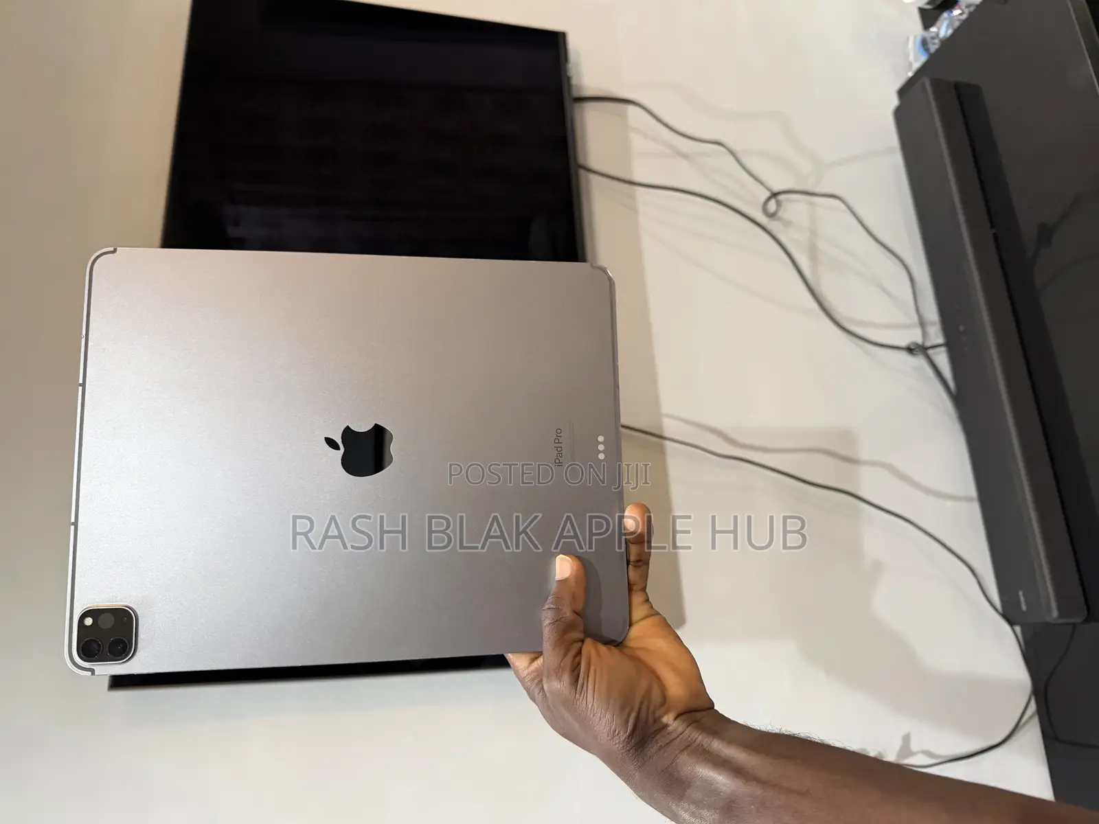 Apple iPad Pro 12.9 (2022) 1 TB Silver