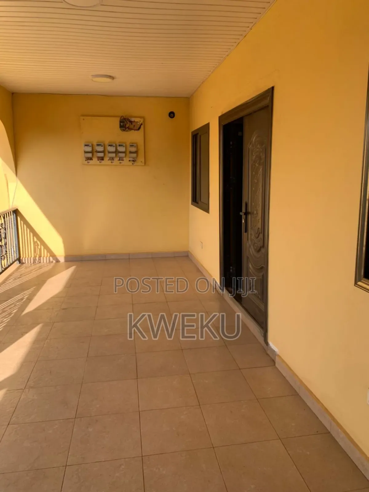 1bdrm Apartment in Estate Agency, Baatsona Total for rent