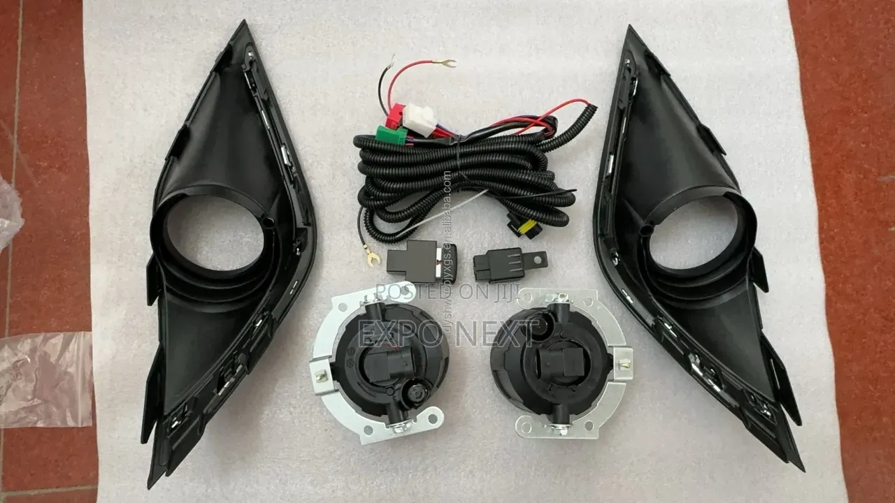 Mitsubishi Outlander 2016-2019 Fog Lamp Kit(Lights+Cover)