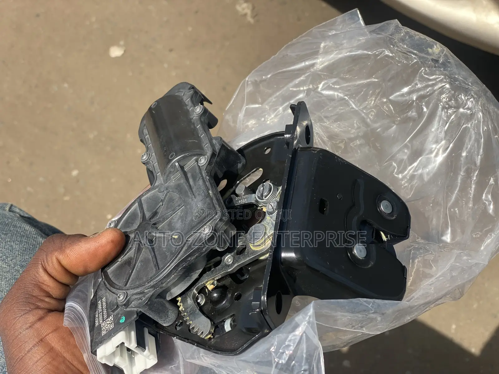 Mitsubishi Outlander 2022 2023 2024 2025 Boot Lock