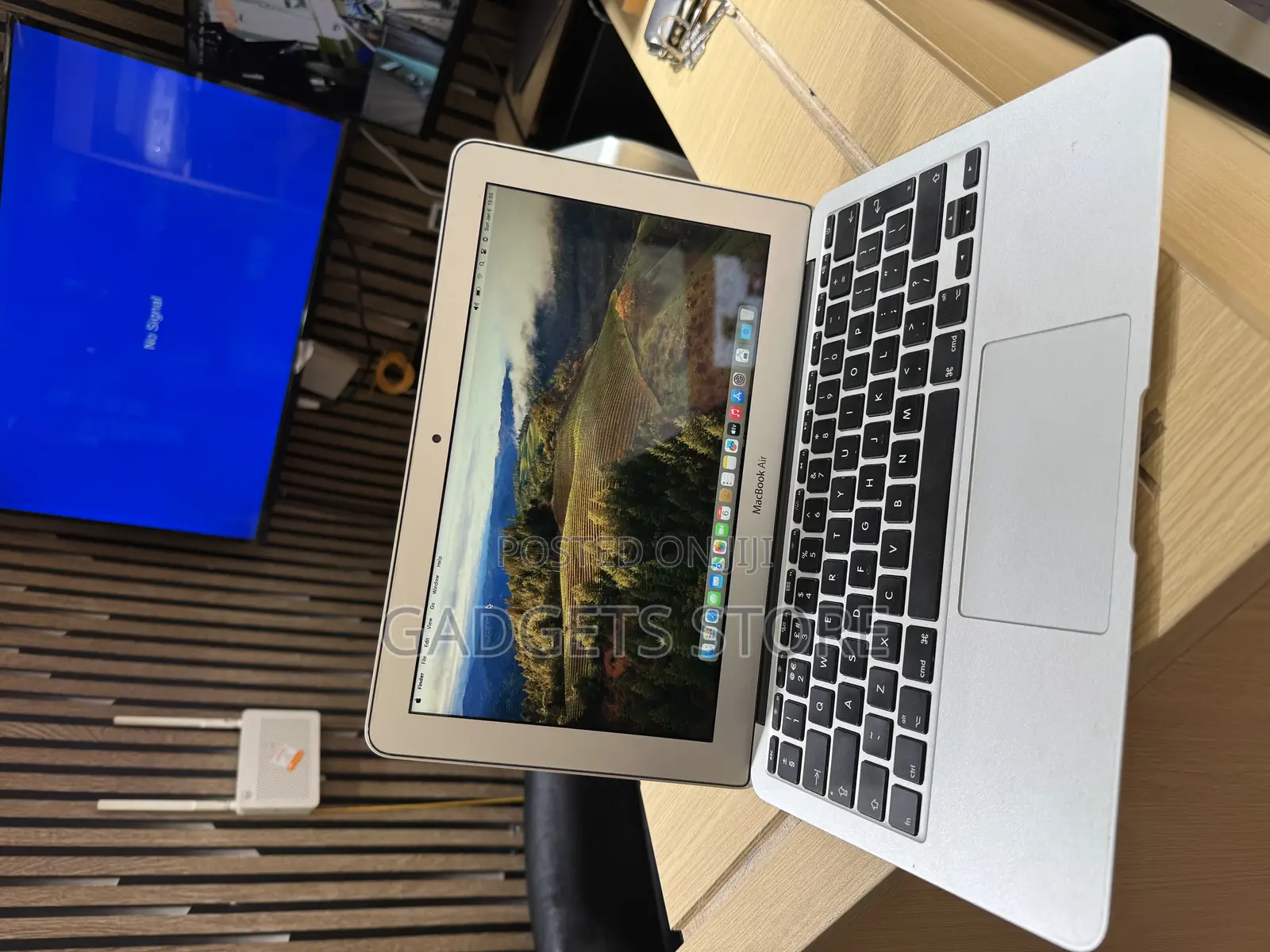 Laptop Apple MacBook Air 4GB Intel Core i5 SSD 128GB