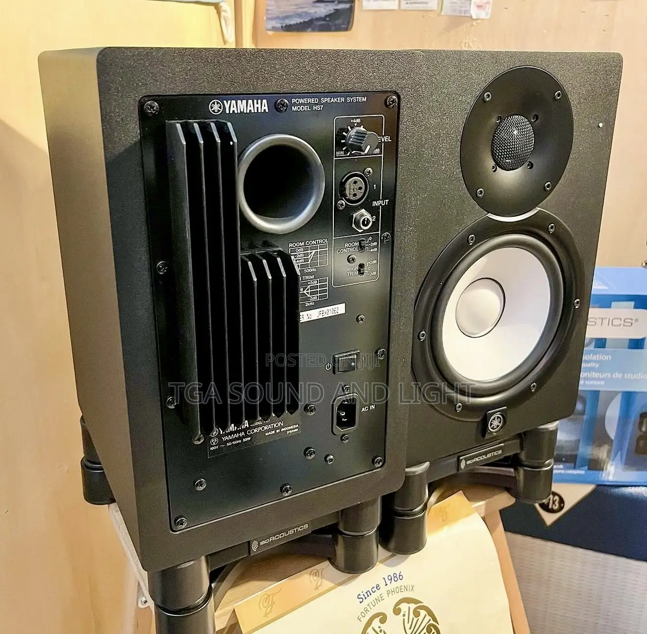 Yamaha Hs7 7 Inches Studio Monitors - Free Monitor Stand