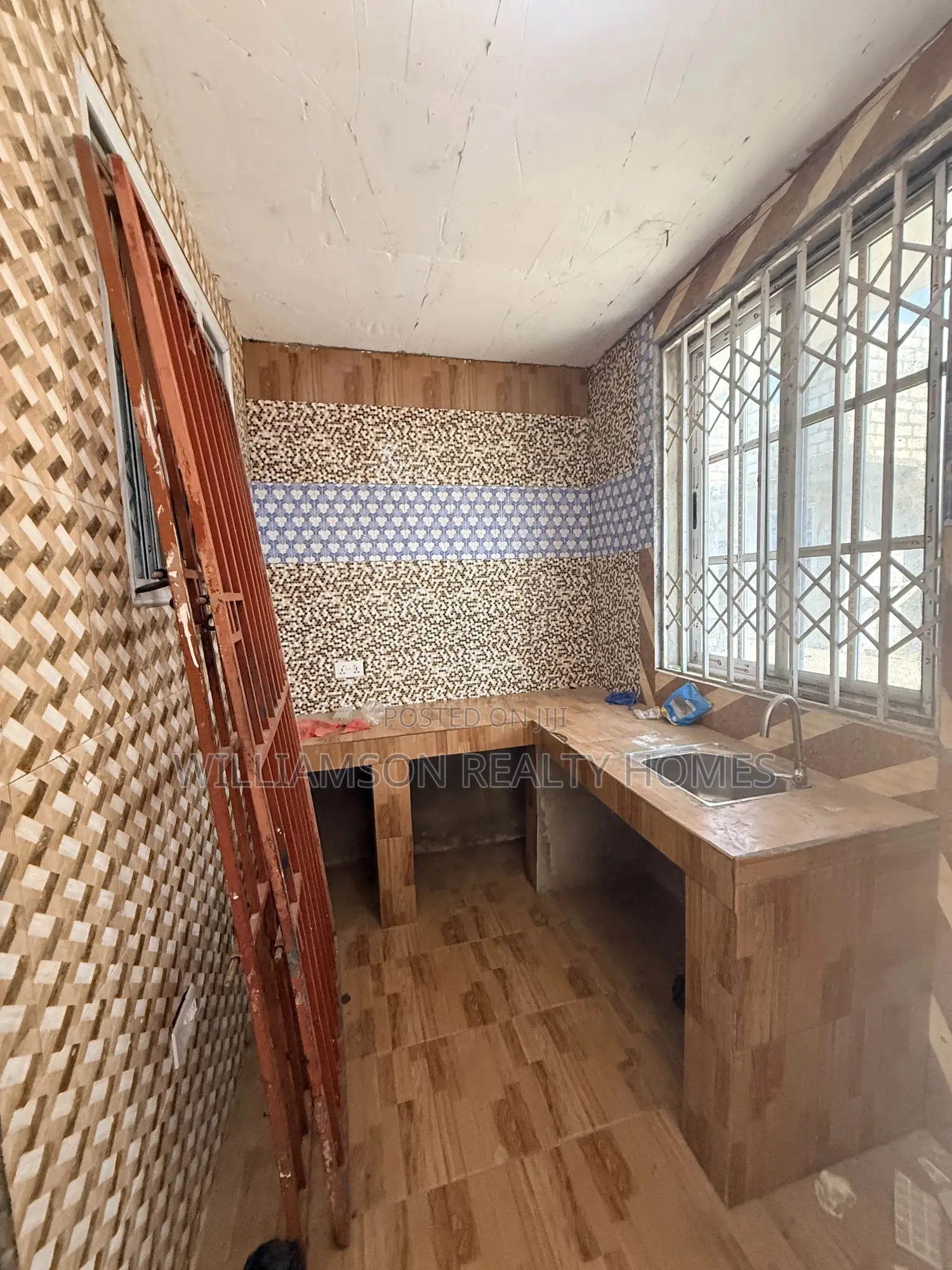 1bdrm Apartment in Hfc Estate Area, Spintex for rent
