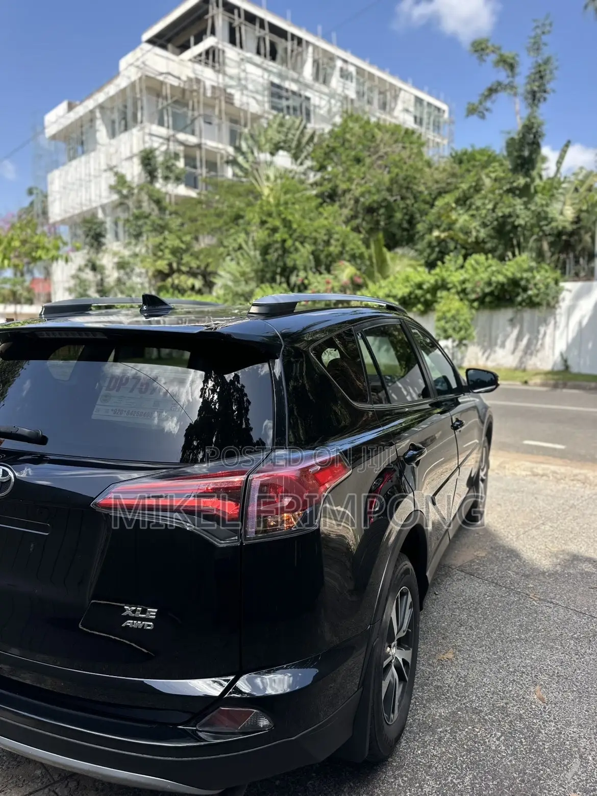 Toyota RAV4 XLE 4dr SUV AWD (2.5L 4cyl 6A) 2018 Black