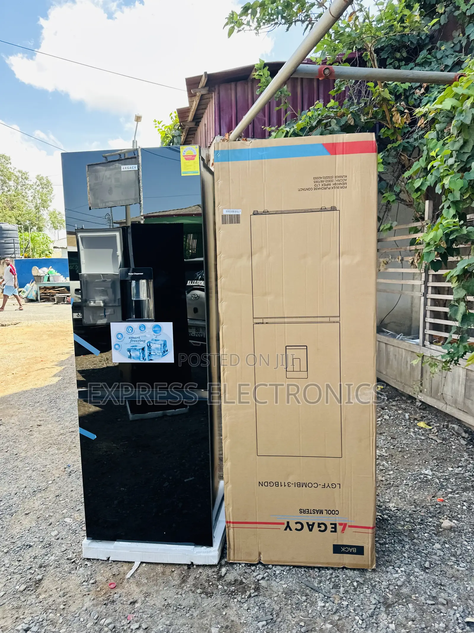 Grab the New Double Door Fridge Lagacy 311l Black
