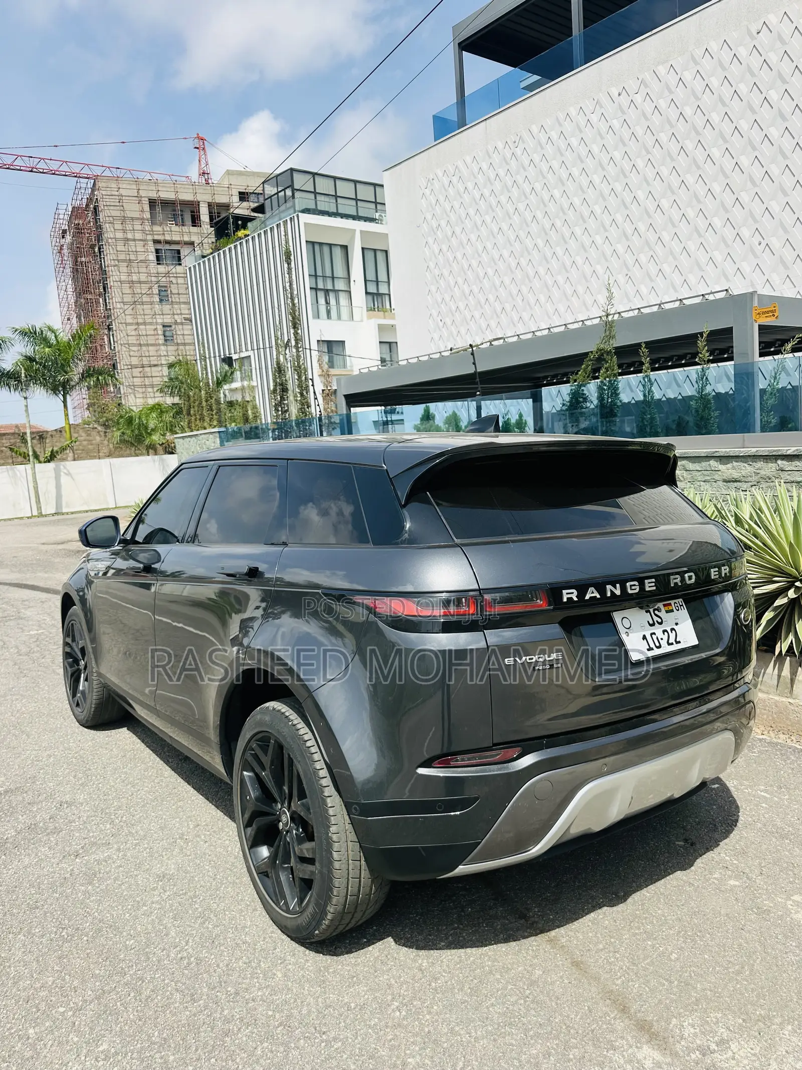 Land Rover Range Rover Evoque R-Dynamic SE 2021 Gray